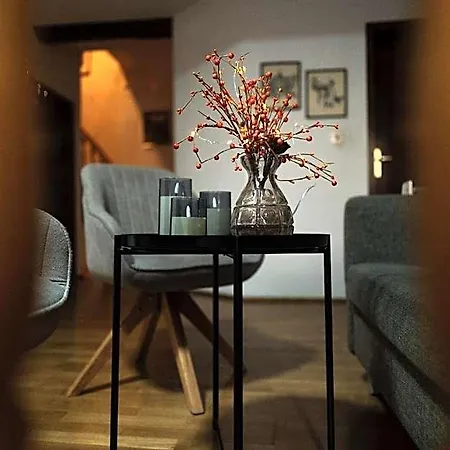 Hotel Zum Goldenen Schiff - Lehmzimmer Erde Marktbreit